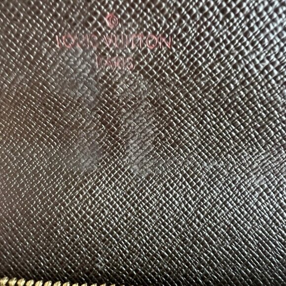 Louis Vuitton Brown Damier Wallet - Picture 11 of 13